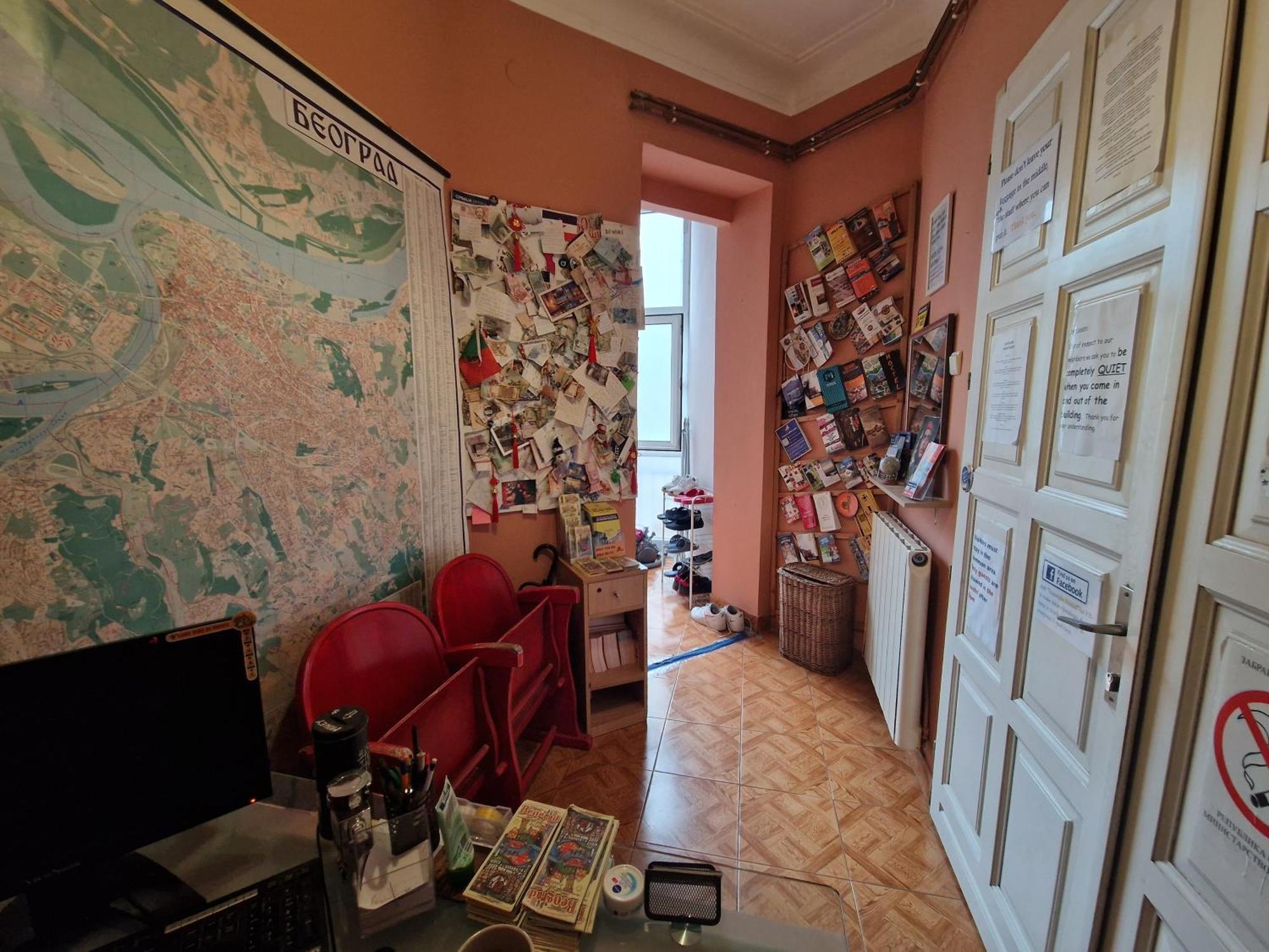Hostelche Hostel Белград Экстерьер фото